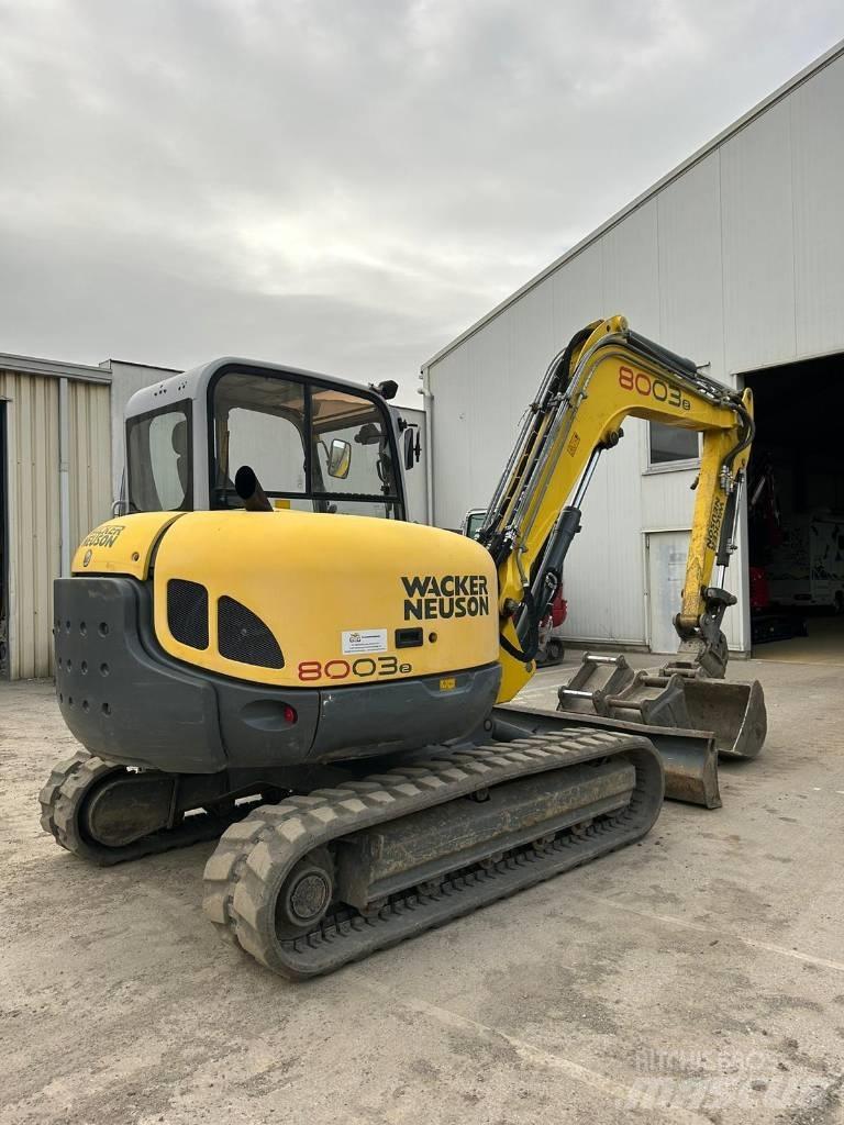 Neuson 8003 Середні екскаватори 7т. - 12т.