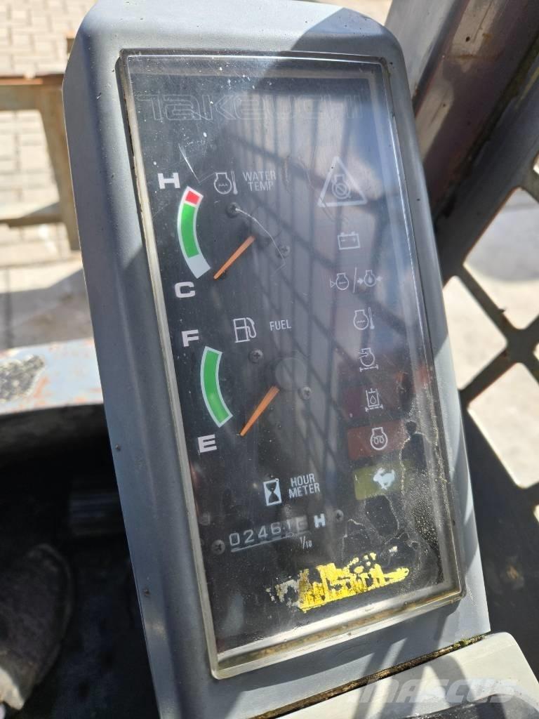 Takeuchi TL120 Міні-навантажувачі