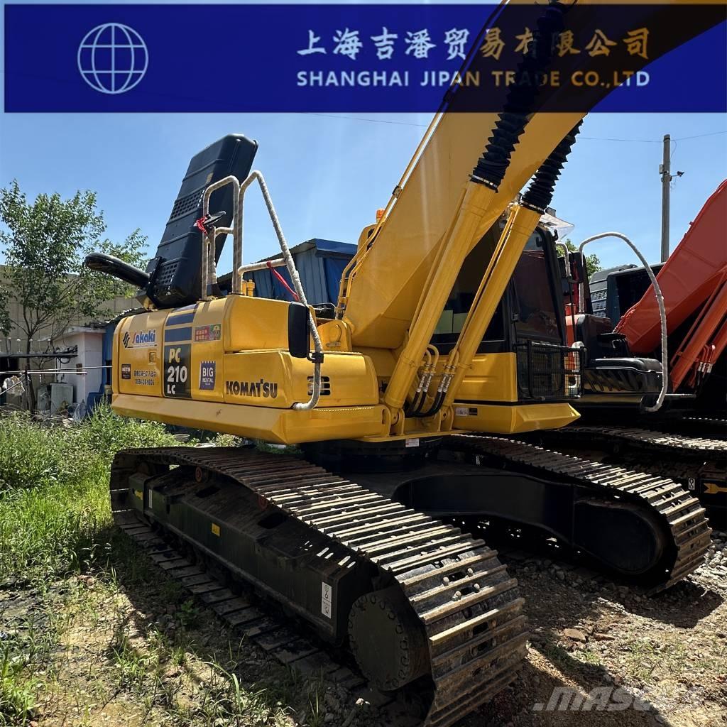 Komatsu PC 210 Гусеничні екскаватори