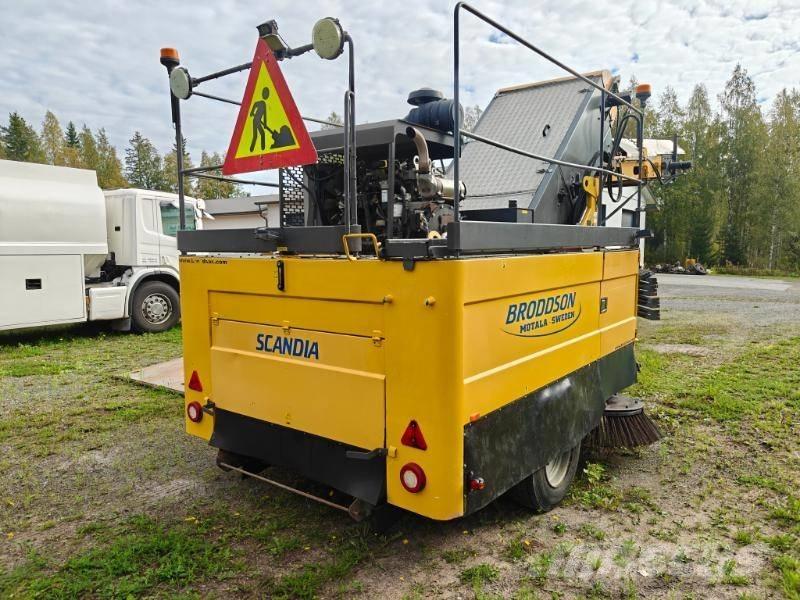 Broddson Skandia Підмітальні машини