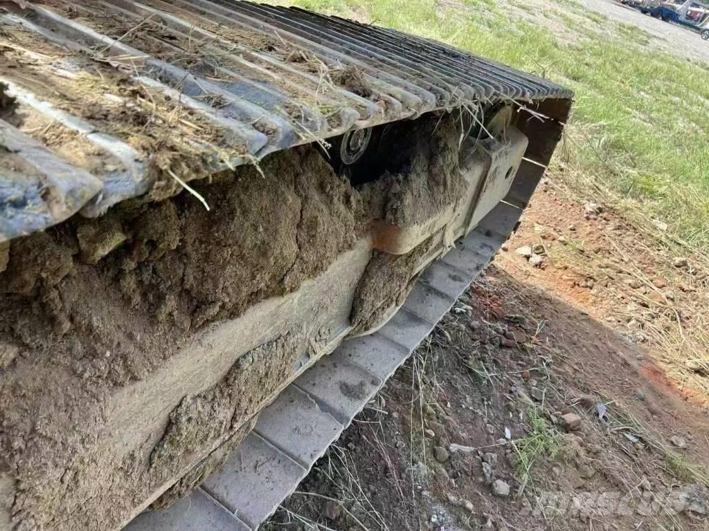 Komatsu PC 200 Гусеничні екскаватори