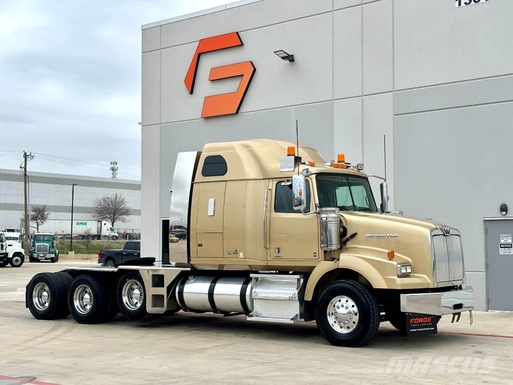 Western Star 4900 Тягачі