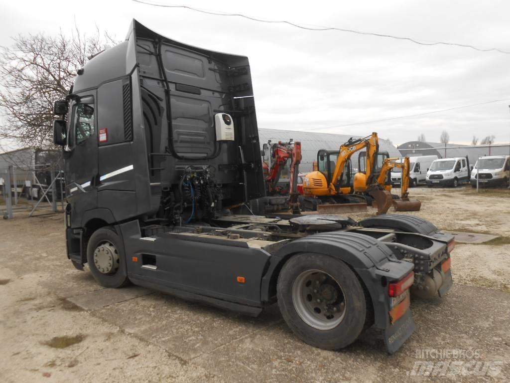 Renault T520 Тягачі