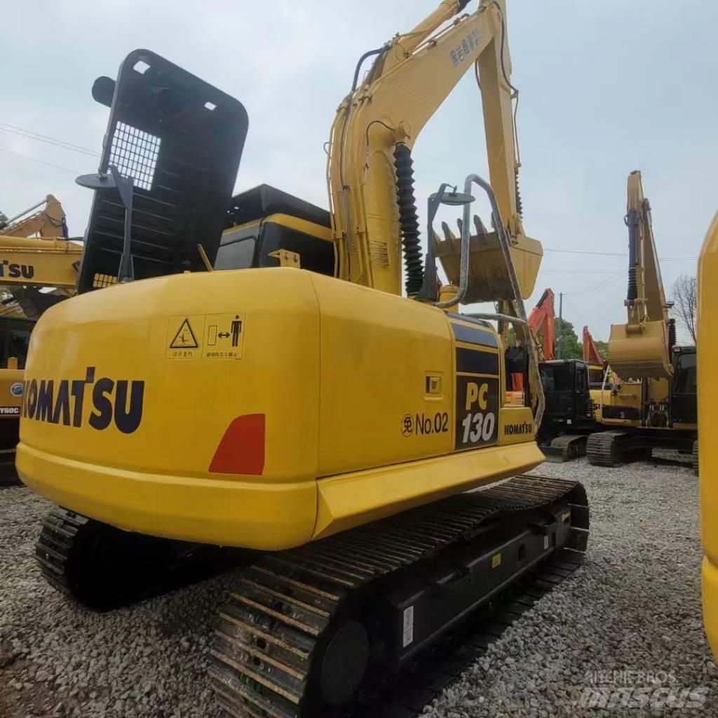Komatsu PC 130 Гусеничні екскаватори