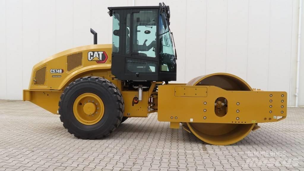 CAT CS 74 B Грунтові котки