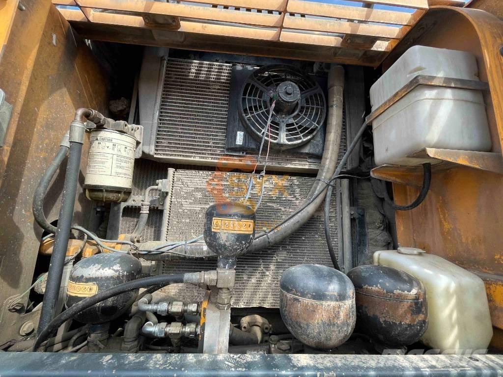 Hyundai 210W-9 Гусеничні екскаватори