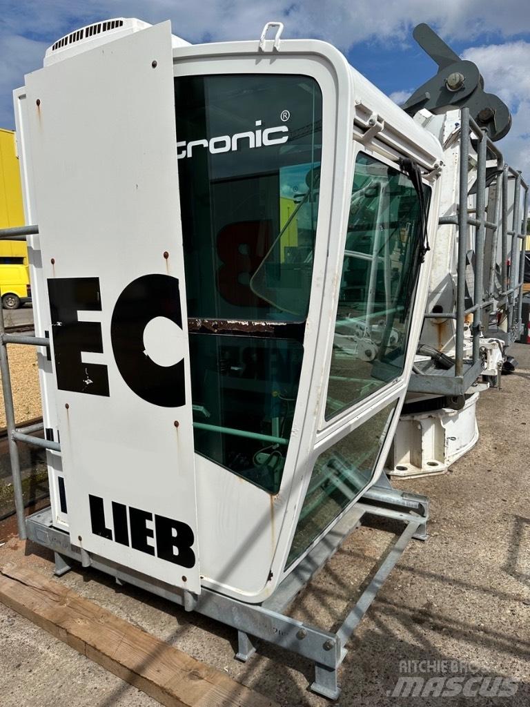 Liebherr 150 ECB 8 Баштові крани