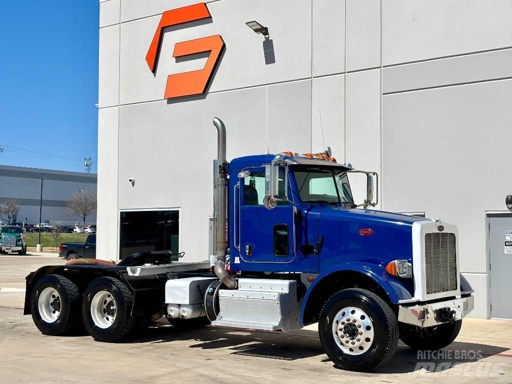 Peterbilt 365 Тягачі