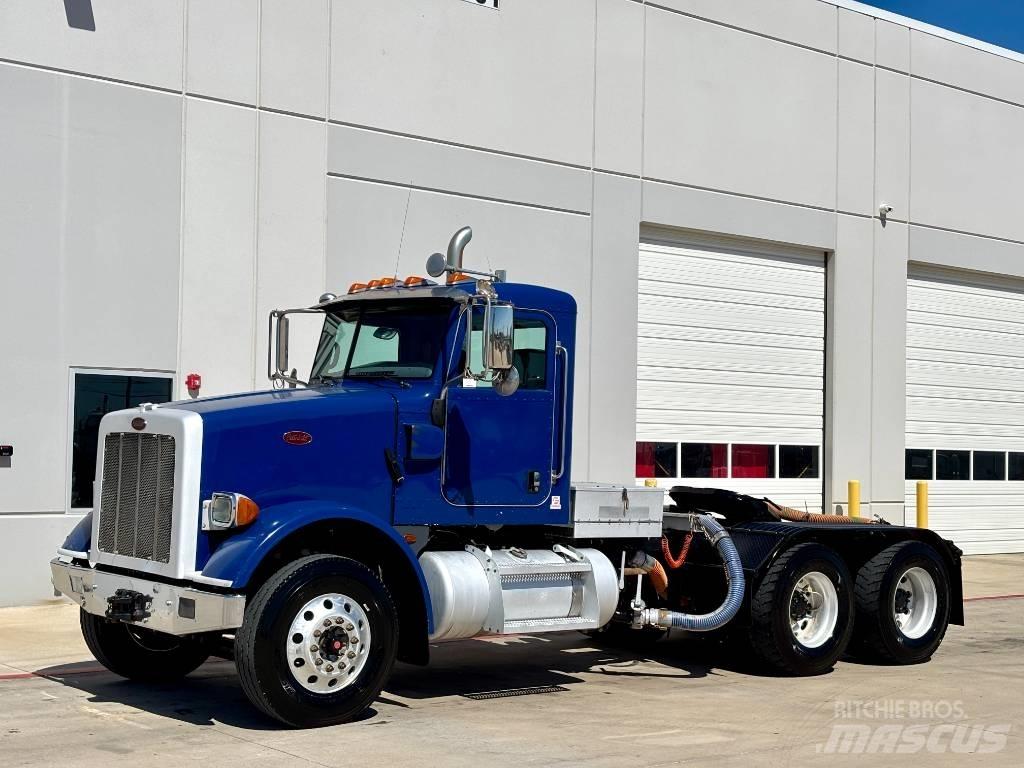 Peterbilt 365 Тягачі