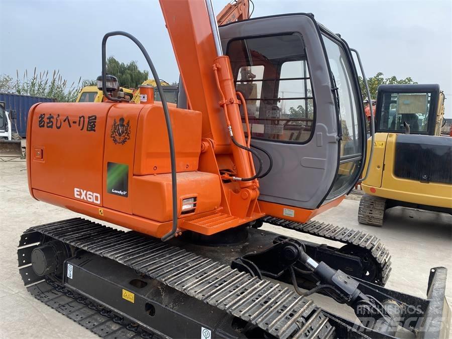 Hitachi EX60 Гусеничні екскаватори