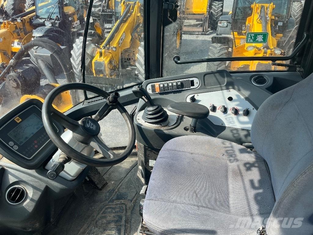 JCB 426 E Фронтальні навантажувачі