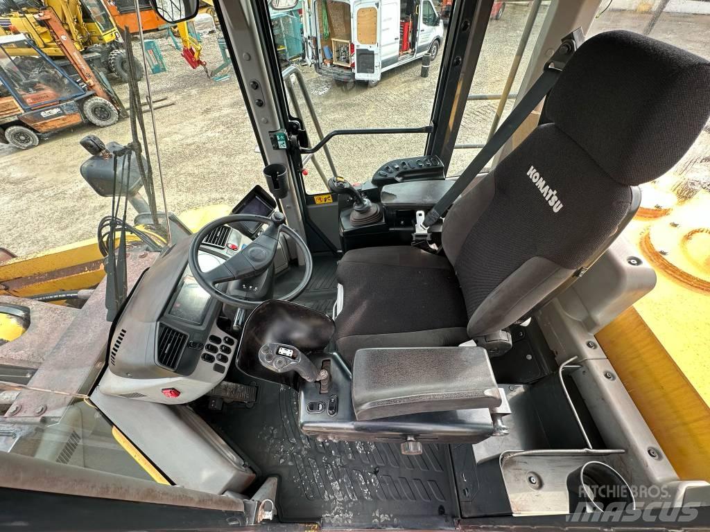 Komatsu WA 500-7 Фронтальні навантажувачі
