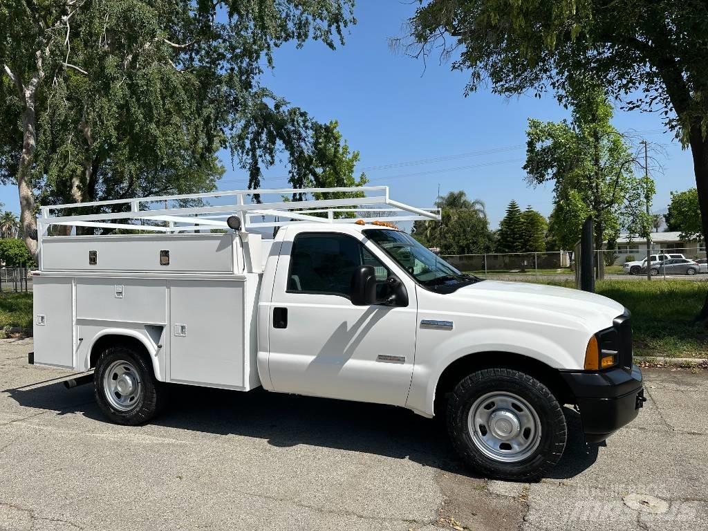 Ford F 350 Пікапи / Бічне розвантаження