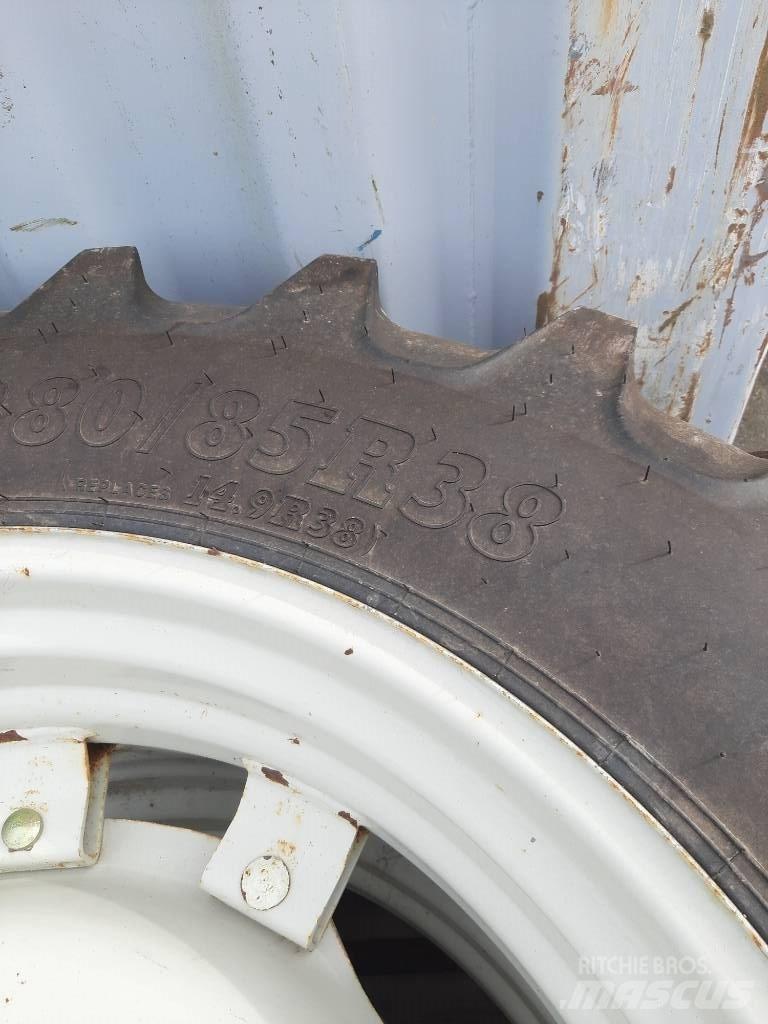 BKT 380/85R34 Інше додаткове обладнання для тракторів
