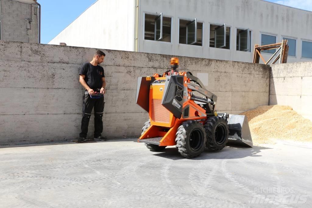  Worky Quad Minilader Малі навантажувачі