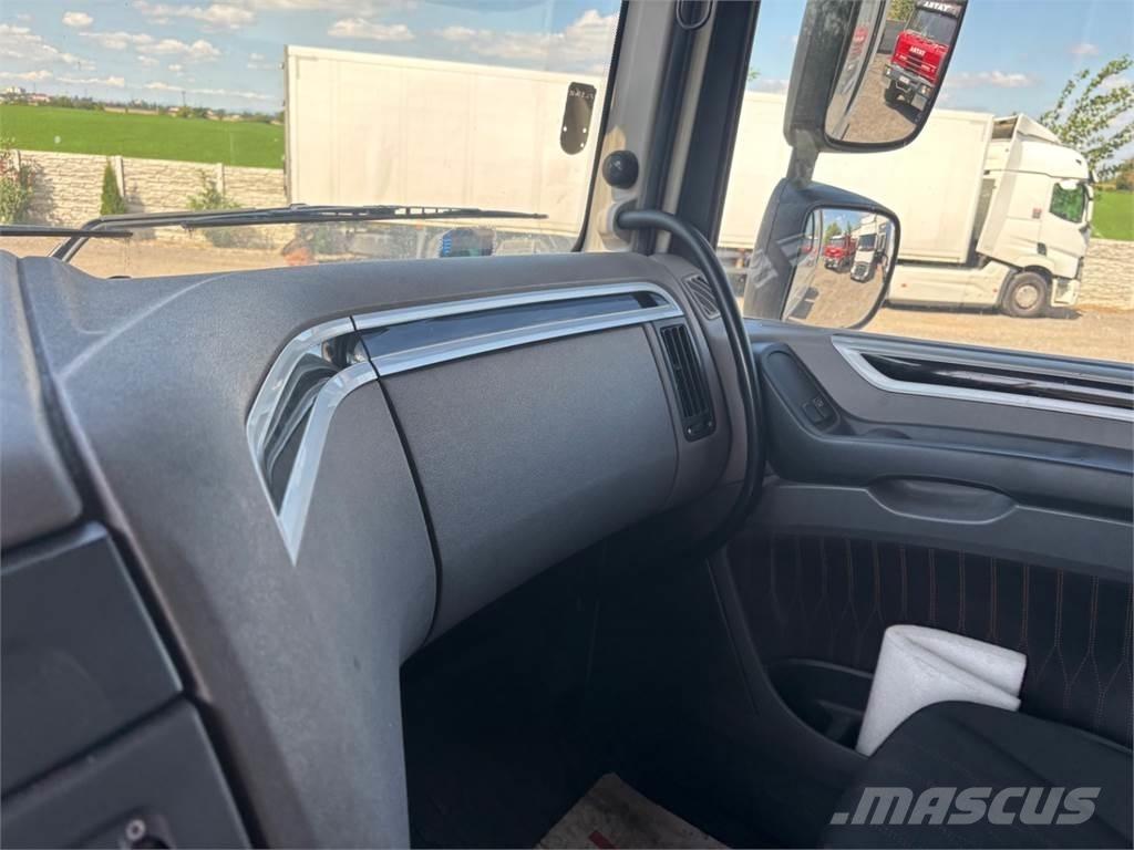 DAF XF 480 FT Тягачі