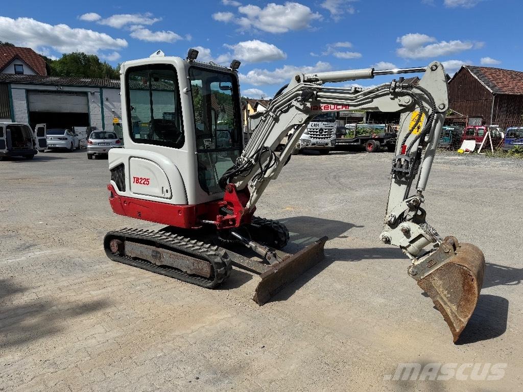 Takeuchi TB 225 Міні-екскаватори < 7т