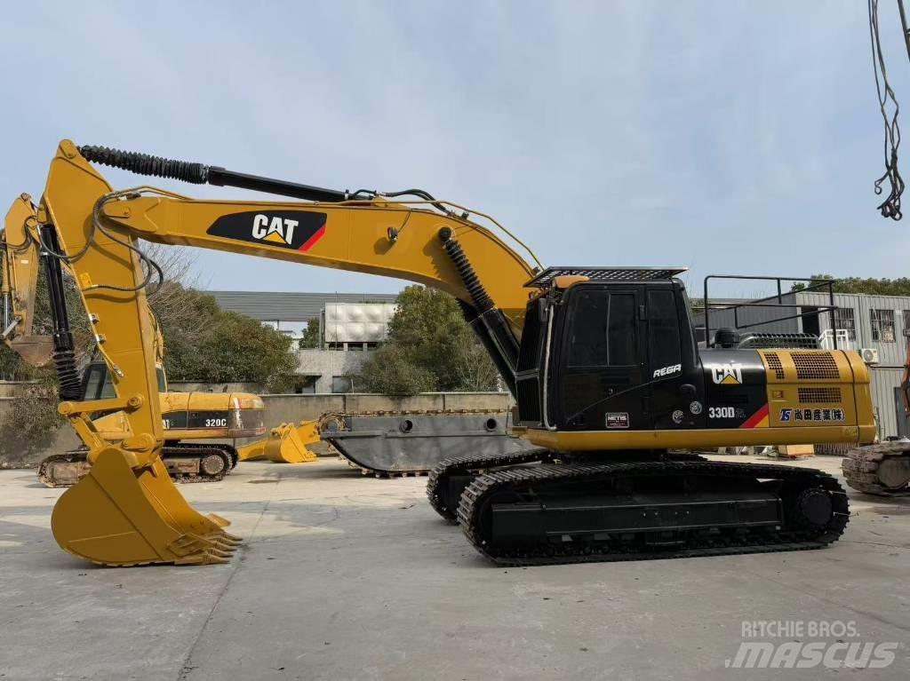 CAT 330D2L Гусеничні екскаватори