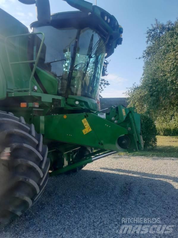 John Deere T 670 i Зернозбиральні комбайни