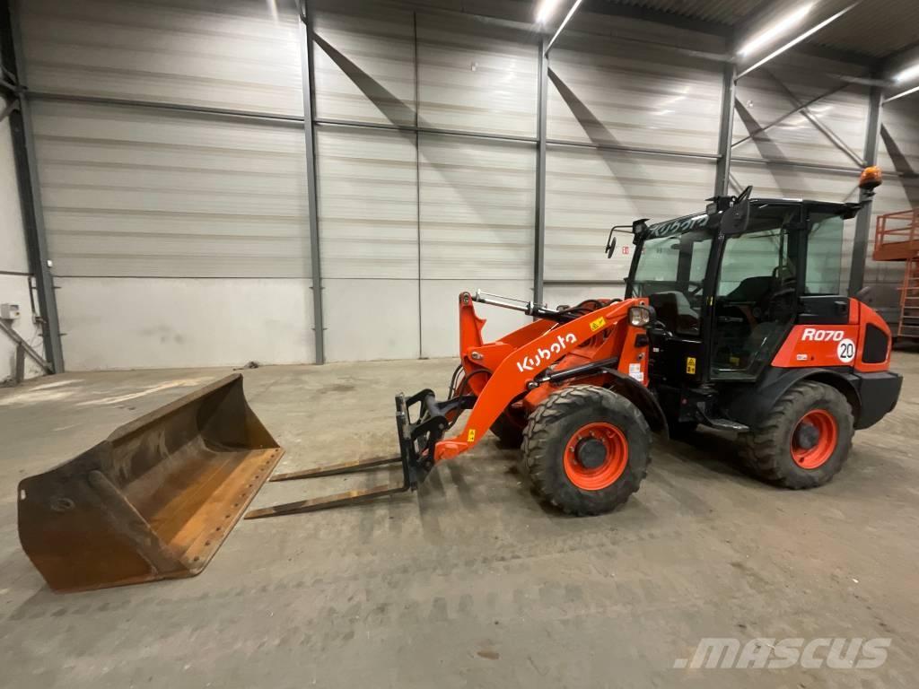 Kubota R 070 Фронтальні навантажувачі
