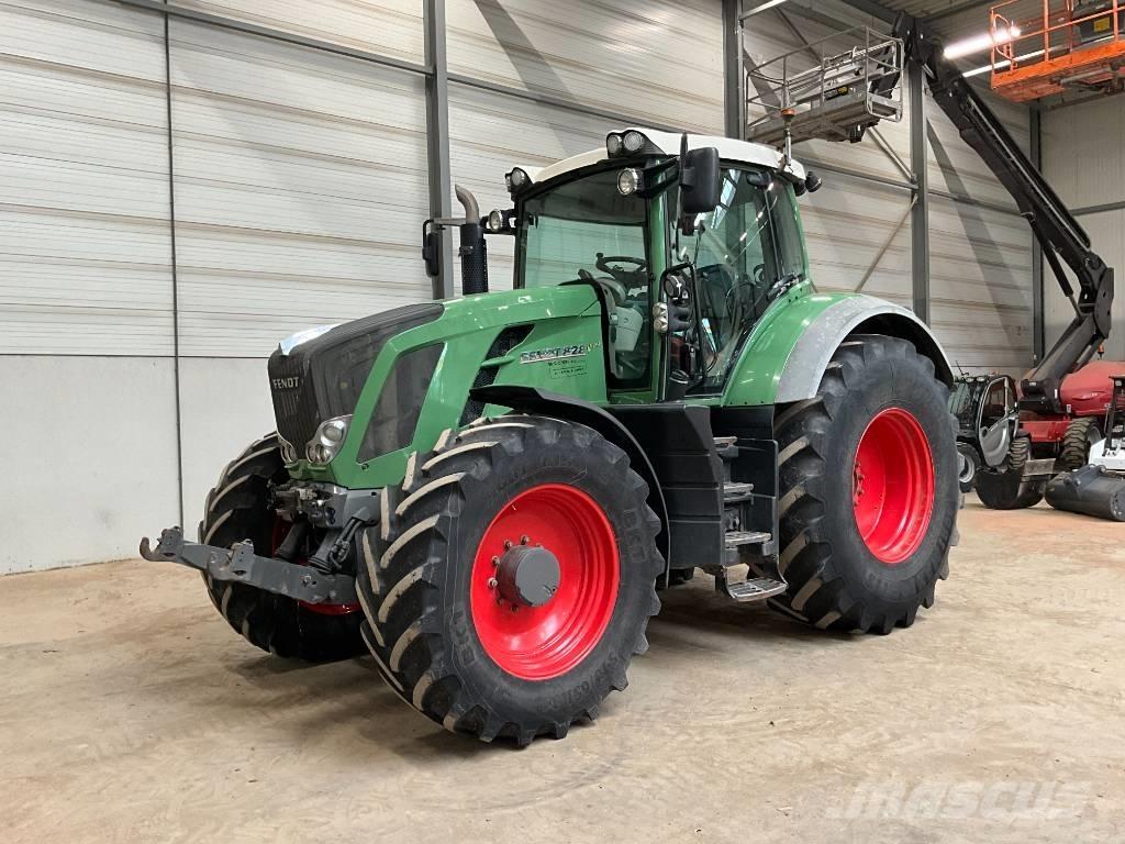 Fendt 828 Vario TMS Трактори