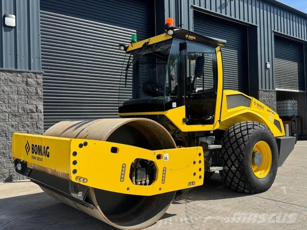 Bomag BW 213 D H-2 Грунтові котки