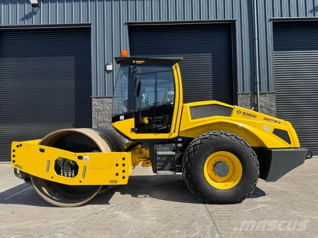 Bomag BW 213 D H-2 Грунтові котки