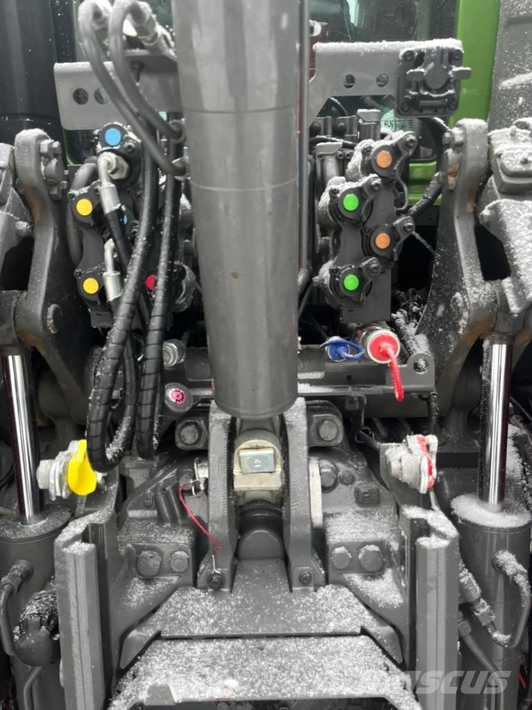 Fendt 828 Трактори