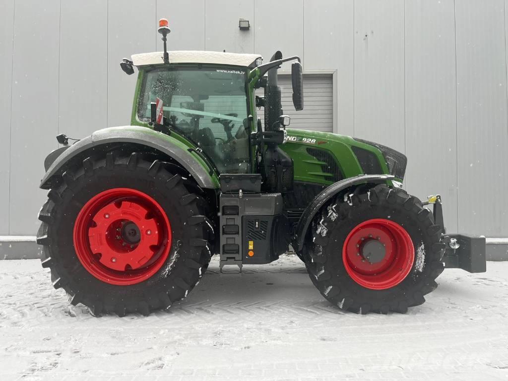 Fendt 828 Трактори