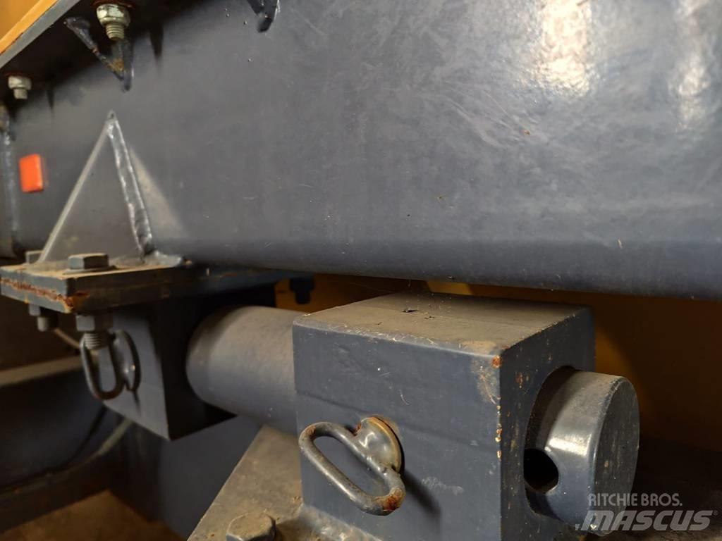 Brochard 30T Самосвальні причепи