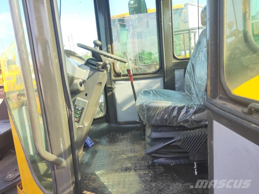 SDLG LG 953 L Фронтальні навантажувачі