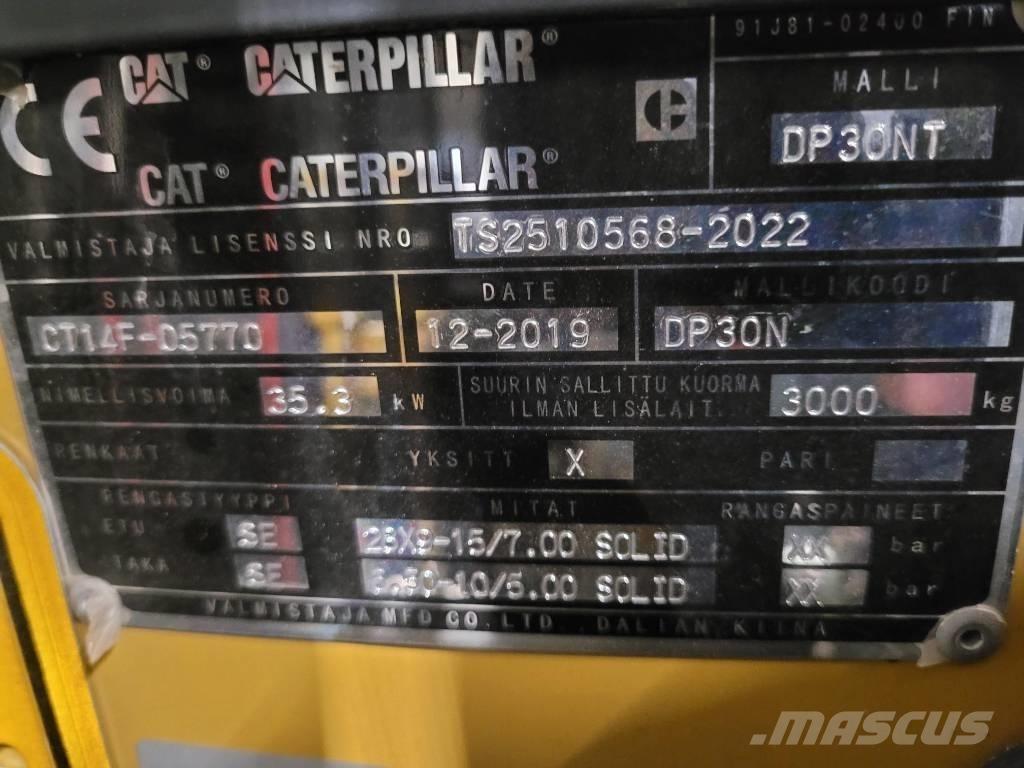 CAT DP 30 N Дизельні навантажувачі