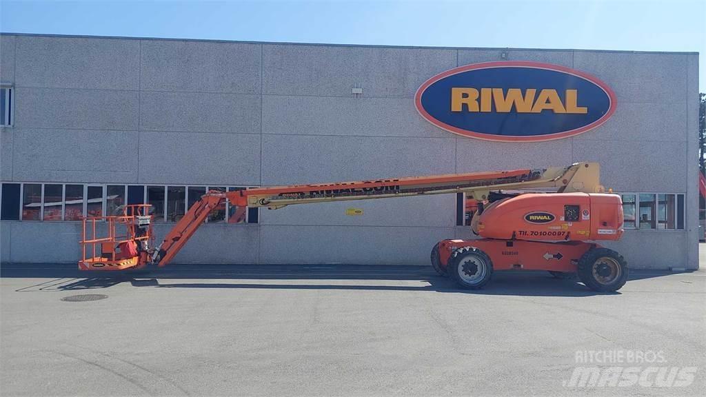 JLG 860SJ Телескопічні підйомники