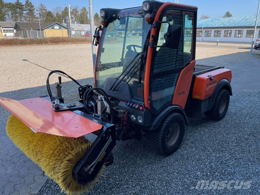 Holder B250 Трактори