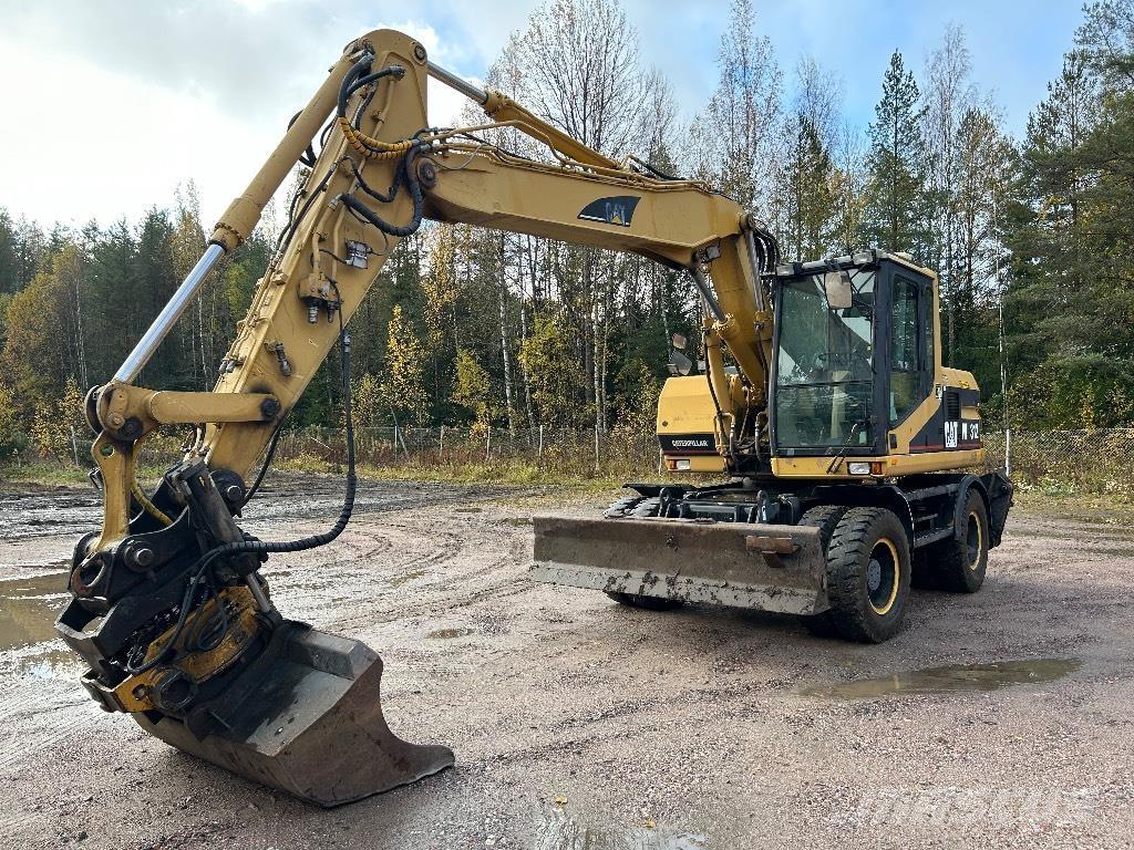 CAT M312 Фронтальні навантажувачі