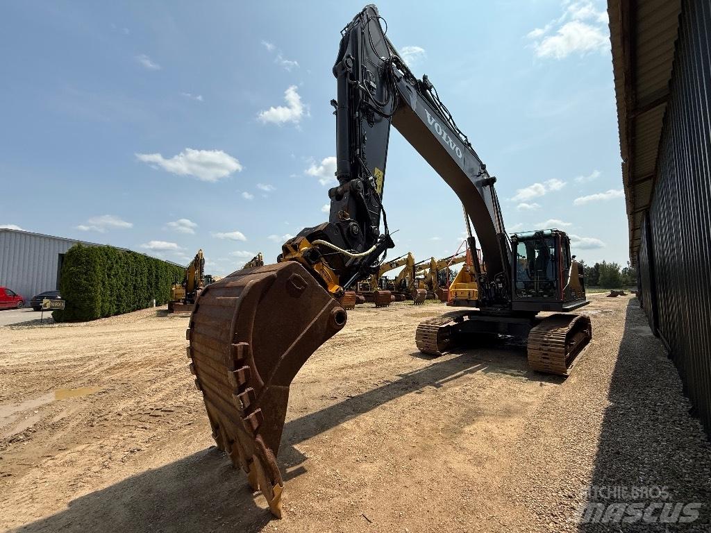 Volvo EC 300 EL Гусеничні екскаватори