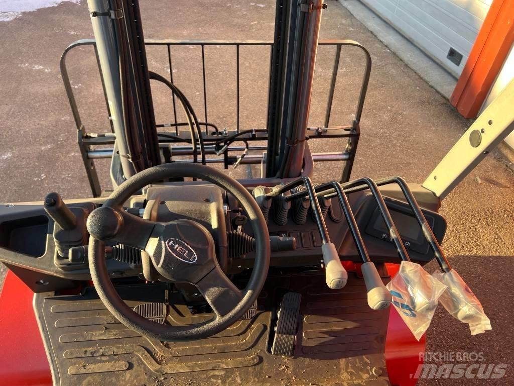 Heli CPCD40-YC4G3 Дизельні навантажувачі
