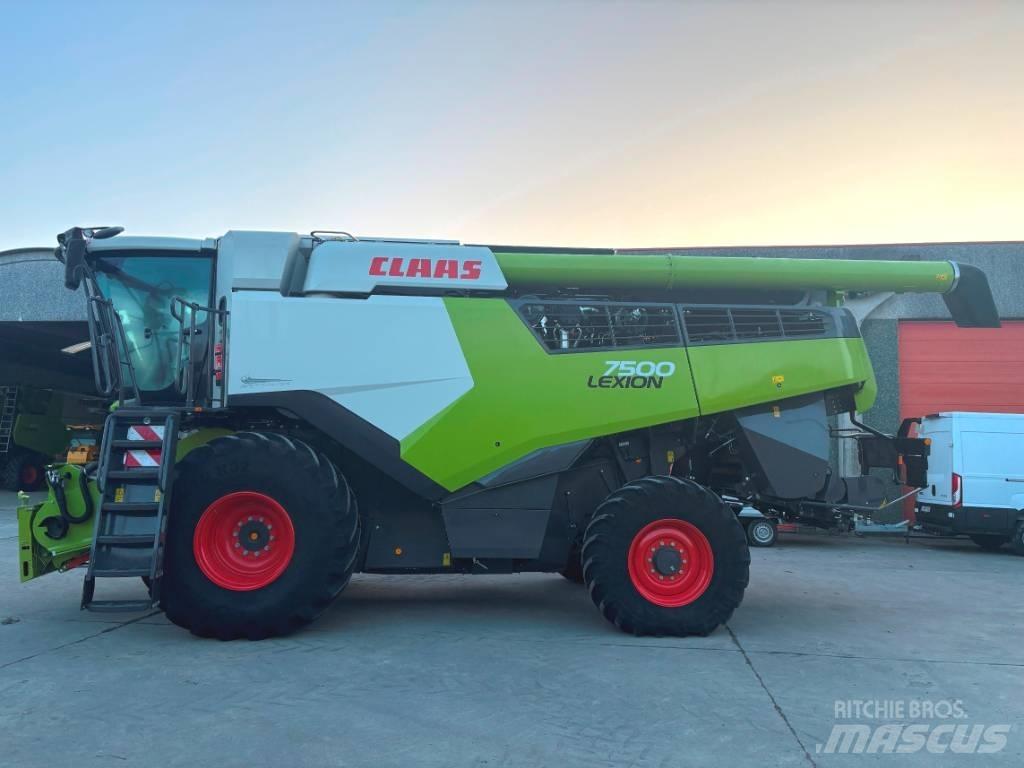 CLAAS Lexion 7500 Зернозбиральні комбайни