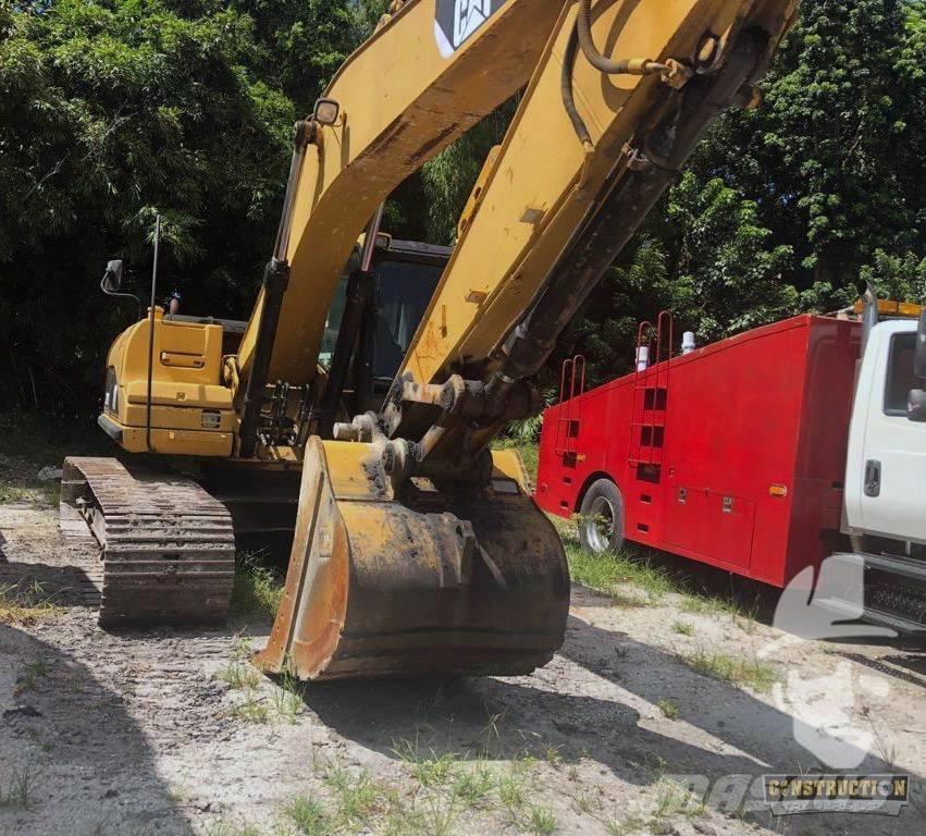 CAT 320 D L Гусеничні екскаватори