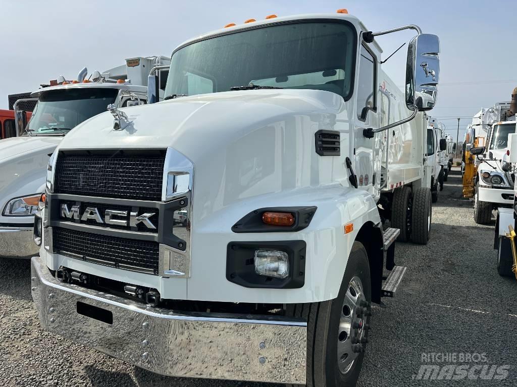Mack MD7 Сміттєвози