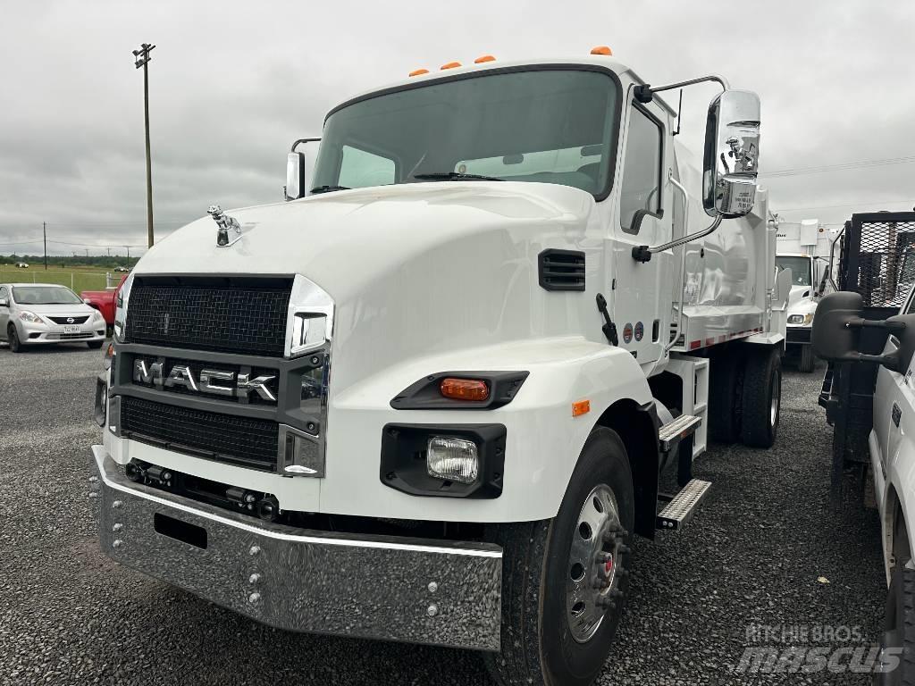 Mack MD7 Сміттєвози