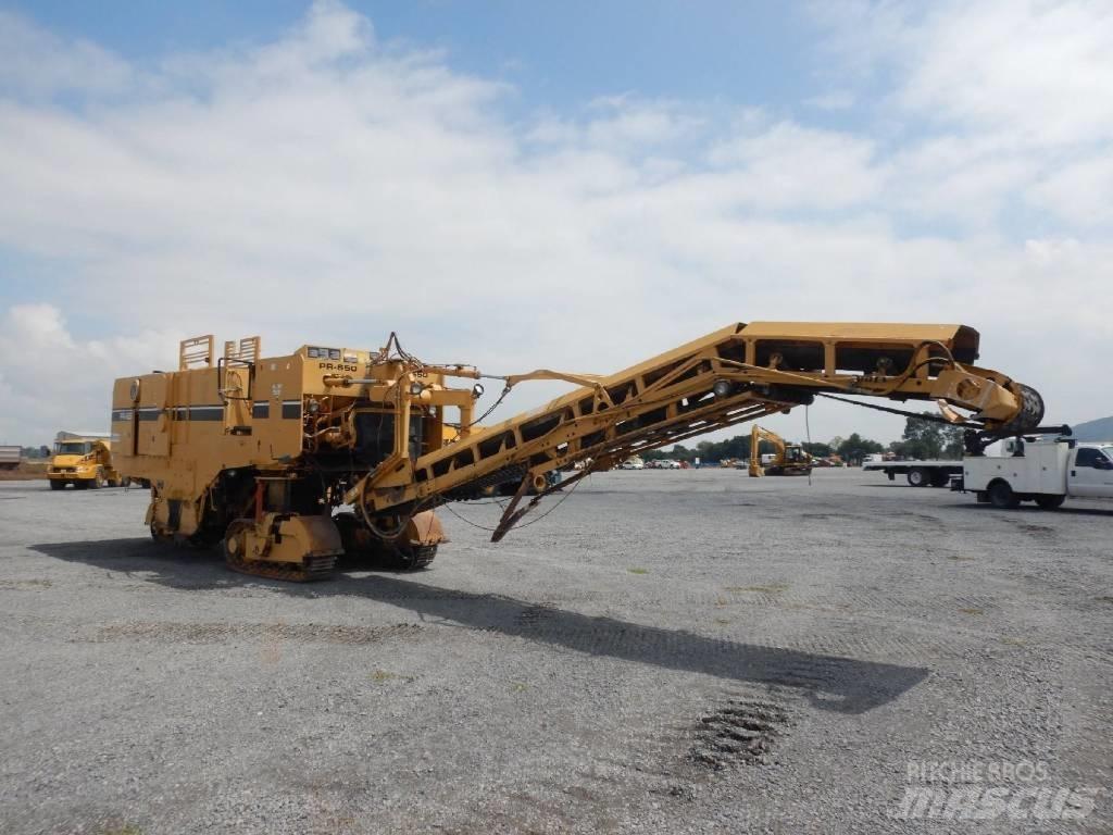 CMI PR650 Асфальтовкладачі