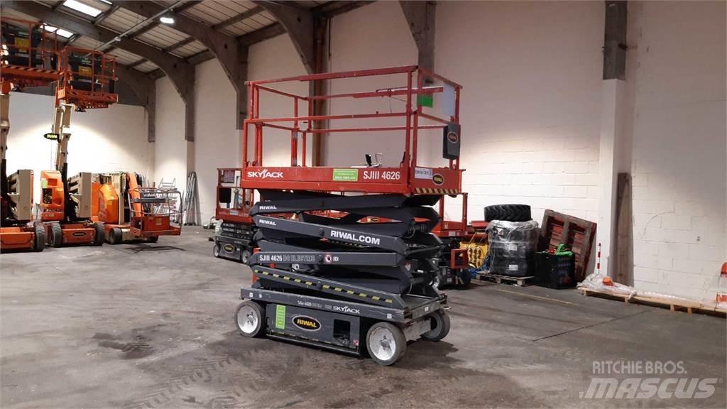 SkyJack SJIII4626 Підйомники-ножиці