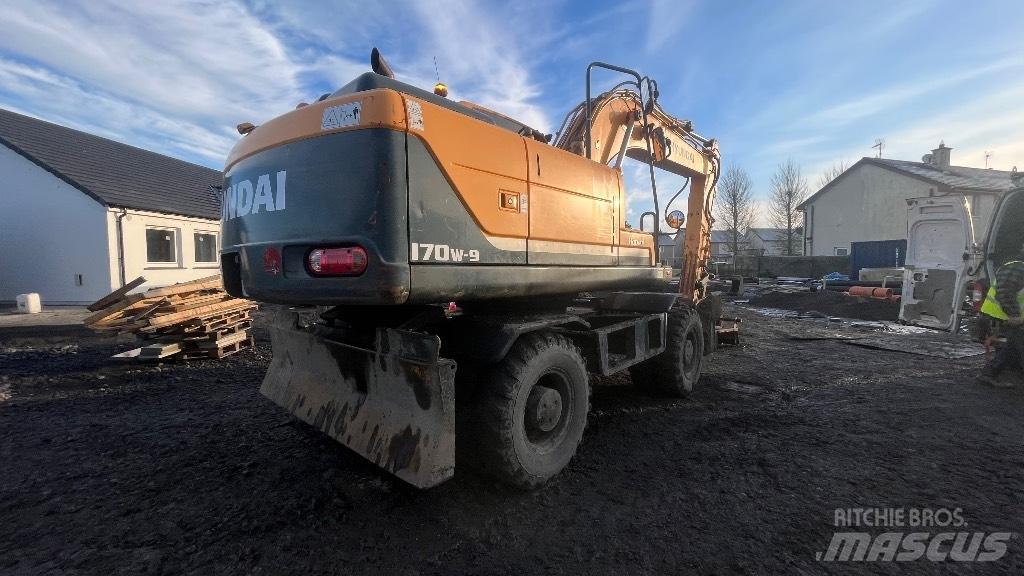 Hyundai Robex 170w-9 Колісні екскаватори