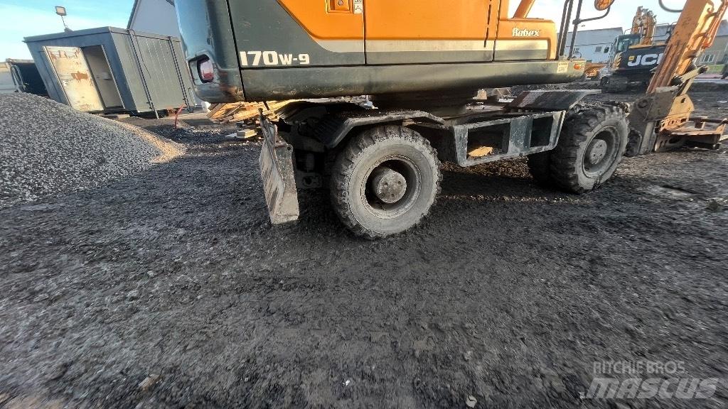 Hyundai Robex 170w-9 Колісні екскаватори