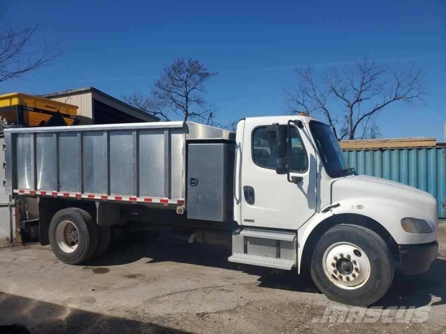 Freightliner M2 Самоскиди