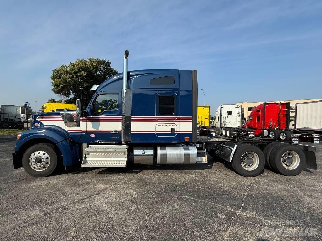 Kenworth W 990 Тягачі