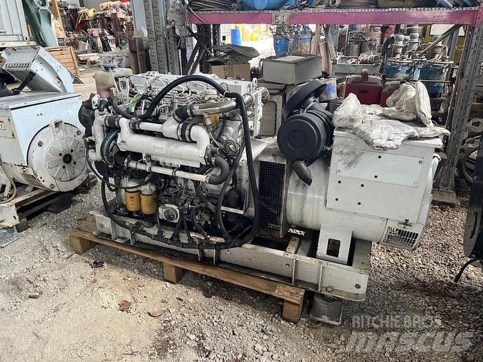 CAT 3056T Дизельні генератори