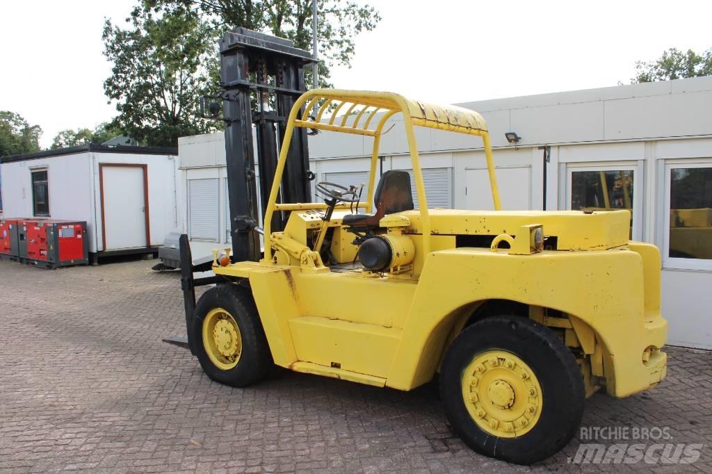 TCM FD100 Дизельні навантажувачі