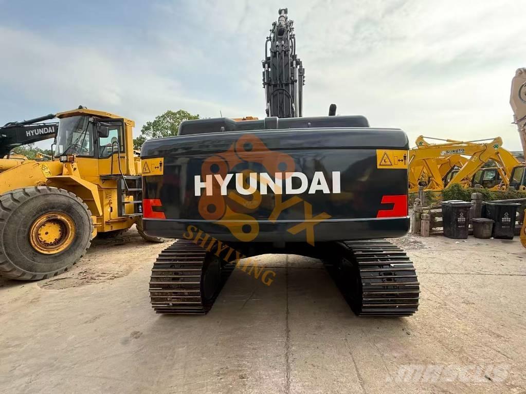 Hyundai R220-9s Гусеничні екскаватори